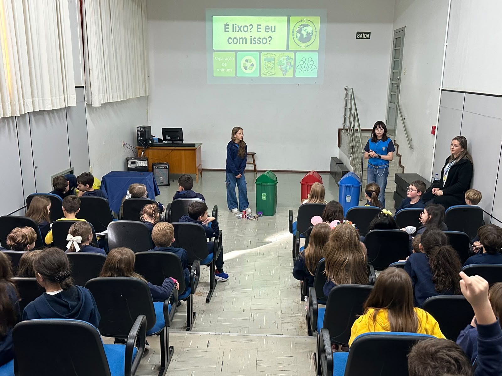 2º ano EF aprende sobre reciclagem